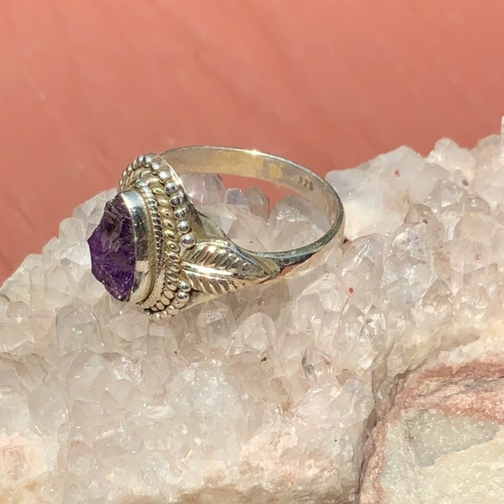 BOUTIQUE ROUGH AMETHYST 925 SILVER RING, SIZE 8 - Picture 3 of 11